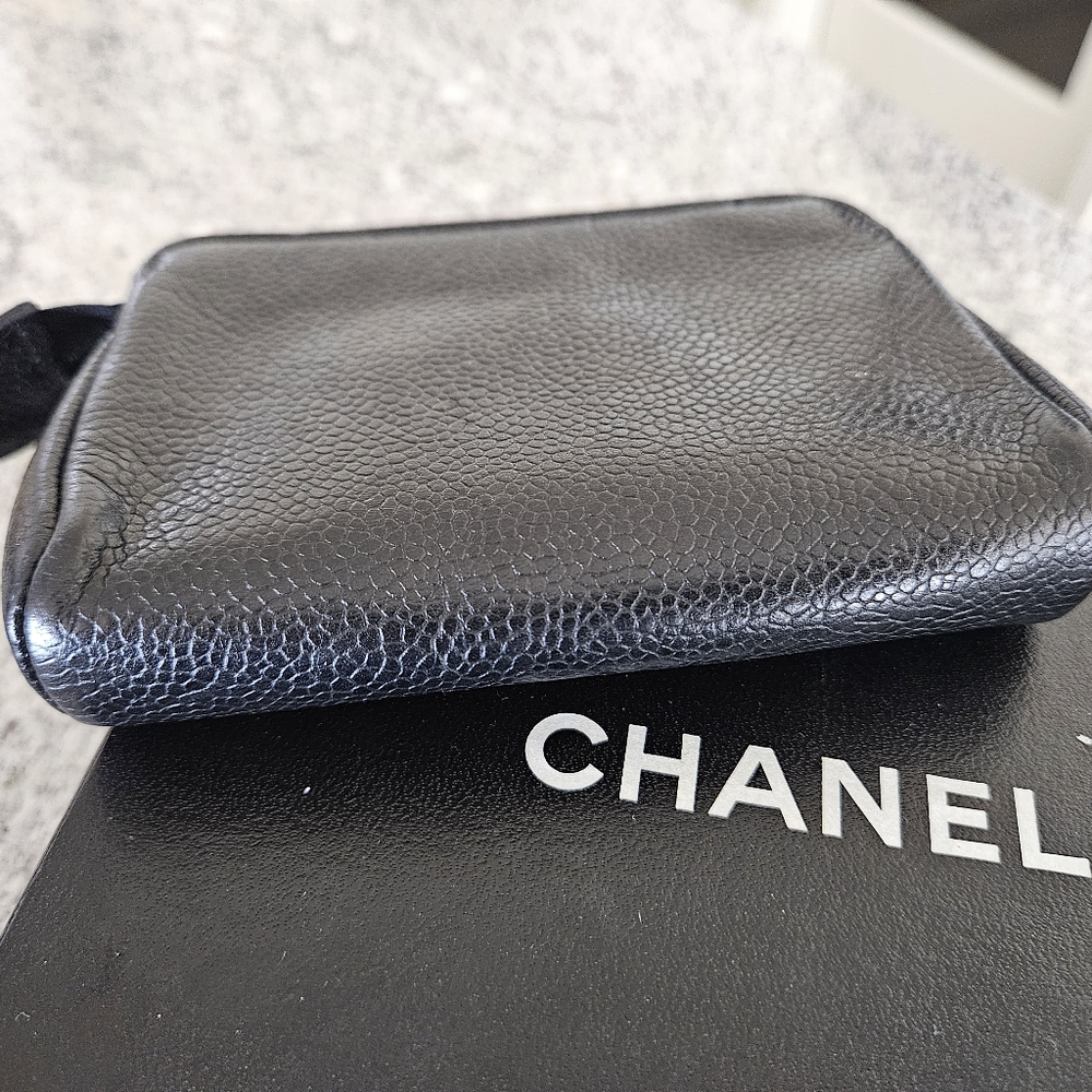 Chanel Black Leather W Zipper Small Wallet Pre Loved . Super Clean - Picture 10 of 11